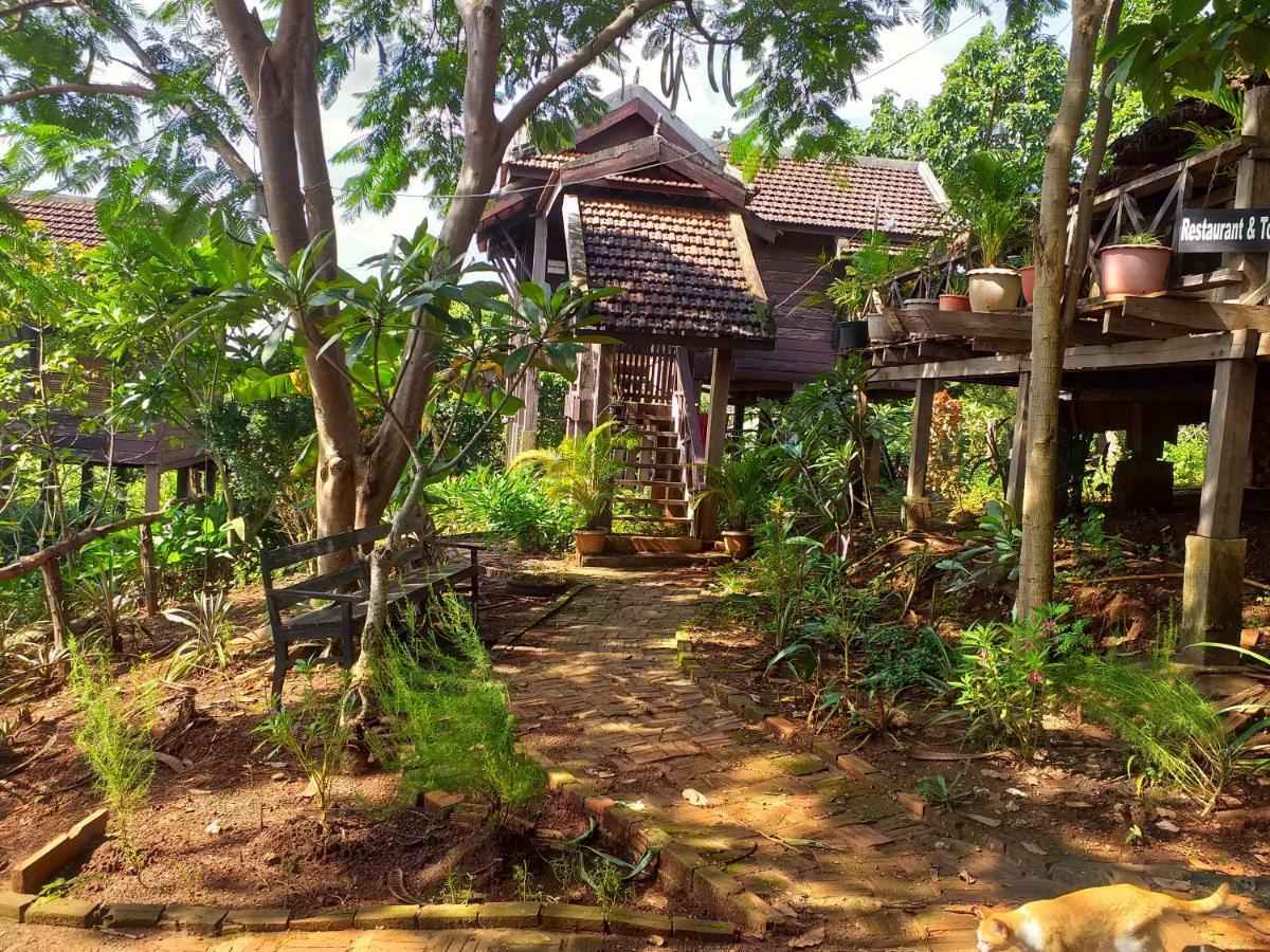 Nature House Eco-Lodge& Trekking Banlung Kültér fotó